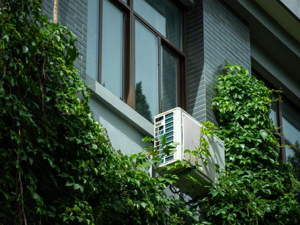 Enrad ecodesign cooling unit with natural refrigerant R290 for energy-efficient refrigeration